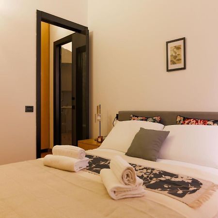 The Best Rent - Modern Apartment In The Center ميلان المظهر الخارجي الصورة