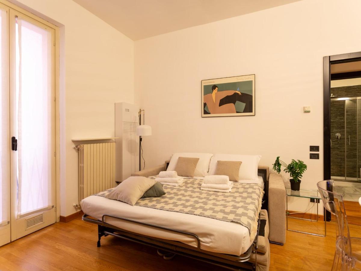 The Best Rent - Modern Apartment In The Center ميلان المظهر الخارجي الصورة